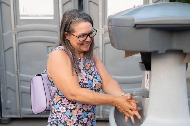 Best Construction site porta potty rental  in Milton, LA